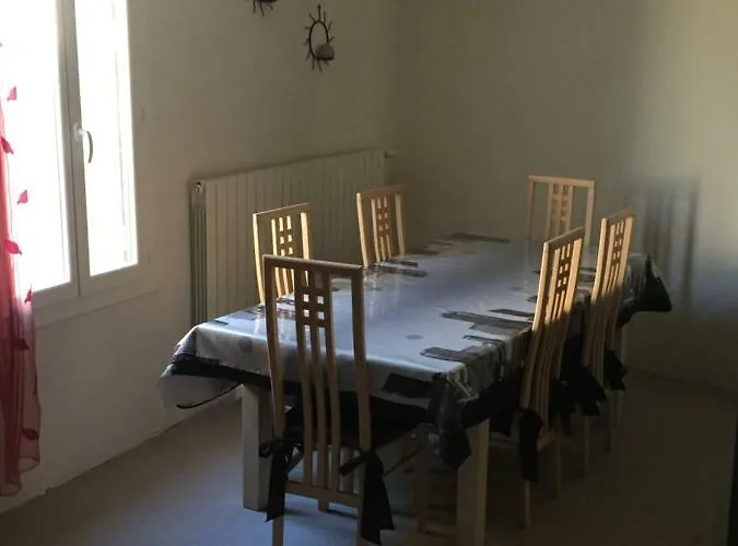 Mas アパート アニアーヌ